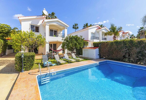 Huvila (3 Bedrooms) | Majoituspaikan julkisivu