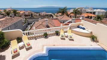 Villa (3 Bedrooms) | Interior