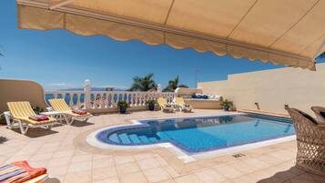 Villa (3 Bedrooms) | Front of property