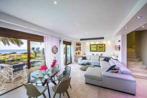 Villa (4 Bedrooms) | Interiör