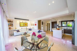 Villa (4 Bedrooms) | Interior - Villa El Greco (Paralimni)