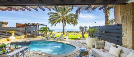 Villa (4 Bedrooms) | Interior