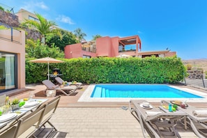 Villa (2 Bedrooms) | Exterior