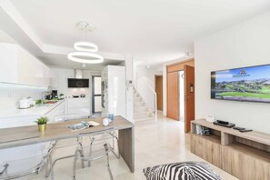 Villa (2 Bedrooms) | Interior