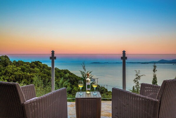 Interior - Villa Adriana Sea View (Corfu)