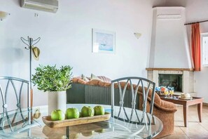 Interior - Villa Adriani (Lefkada)