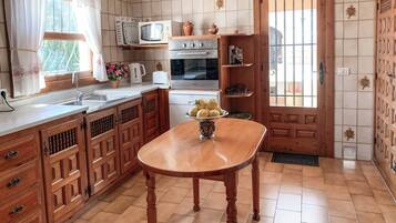 Villa (4 Bedrooms) | Interiör