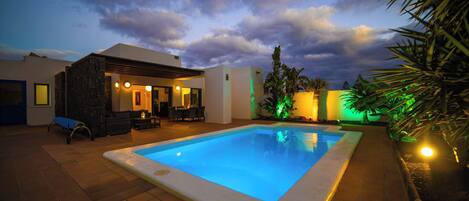 Villa (4 Bedrooms) | Façade de l’hébergement