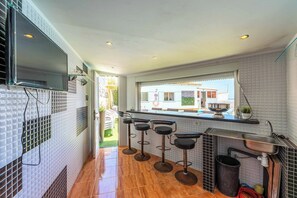 Villa (4 Bedrooms) | Extérieur