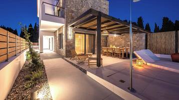 Villa (2 Bedrooms) | Interior