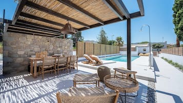 Villa (2 Bedrooms) | Interior