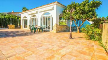 Villa (3 Bedrooms) | Interior