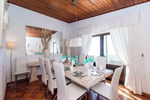 Villa (4 Bedrooms) | Interior - Villa Isabel Sol (Adeje)