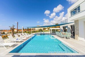 Villa (5 Bedrooms) | Intérieur