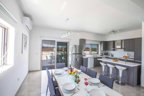 Villa (6 Bedrooms) | Interior - Villa Demeter Ga98 (Paralimni)