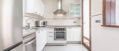 Vila (3 Bedrooms) | Parte interna