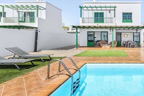 Villa (3 Bedrooms) | Exterior