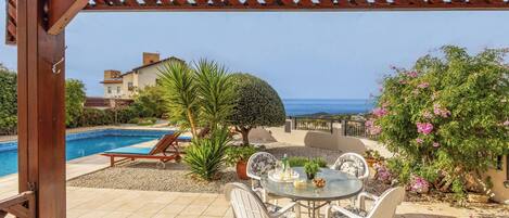 Vila (3 Bedrooms) | Parte interna