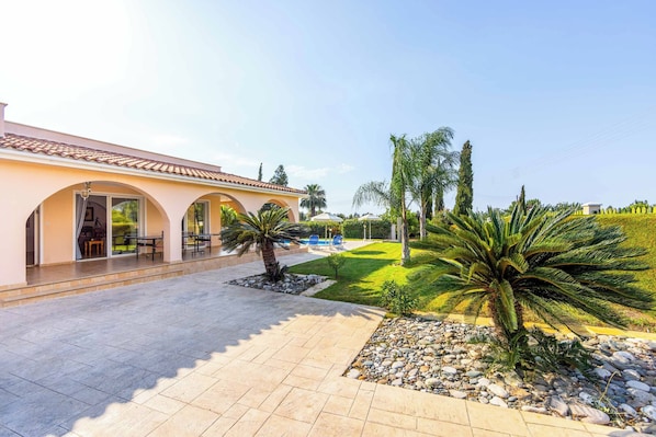 Terrace/patio - The Arches (Neo Chorio)