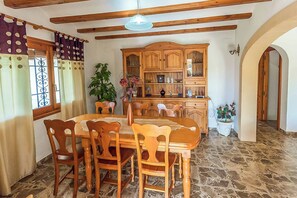 Dining - Villa Tossals (Javea)