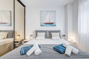 4 bedrooms, bed sheets - Villa Midnight Moon (Kastela)