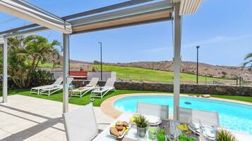 Villa (2 Bedrooms) | Bahagian dalam