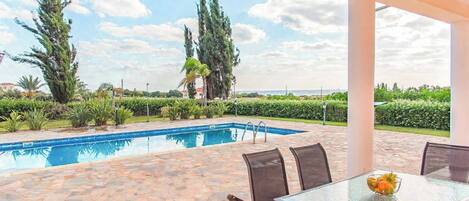 Villa (4 Bedrooms) | Interior