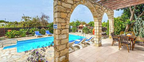 Villa (3 Bedrooms) | Exterior