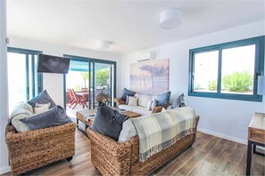 Vila (4 Bedrooms) | Parte interna