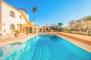 Outdoor pool - Villa Erbo (Calpe)