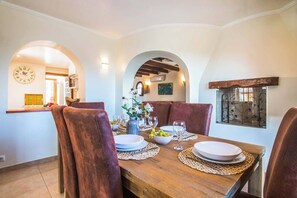Dining - Villa Erbo (Calpe)
