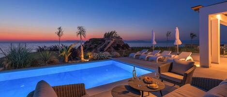 Villa (2 Bedrooms) | Front of property