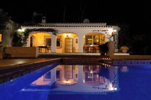 빌라 (4 Bedrooms) | 외관