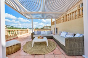 ลานระเบียง/นอกชาน