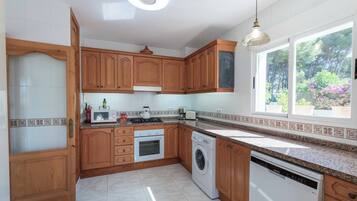 Villa (3 Bedrooms) | Interior