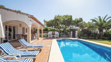 Villa (3 Bedrooms) | Exterior