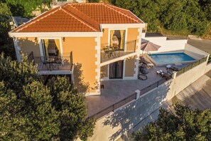 Exterior - Villa Blissful Breeze (Makarska)