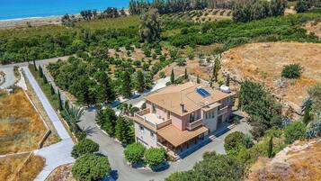 Villa (5 Bedrooms) | Interior