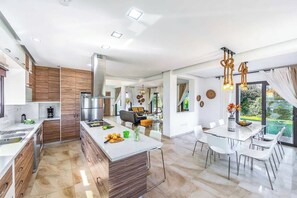 Villa (4 Bedrooms) | Innenbereich