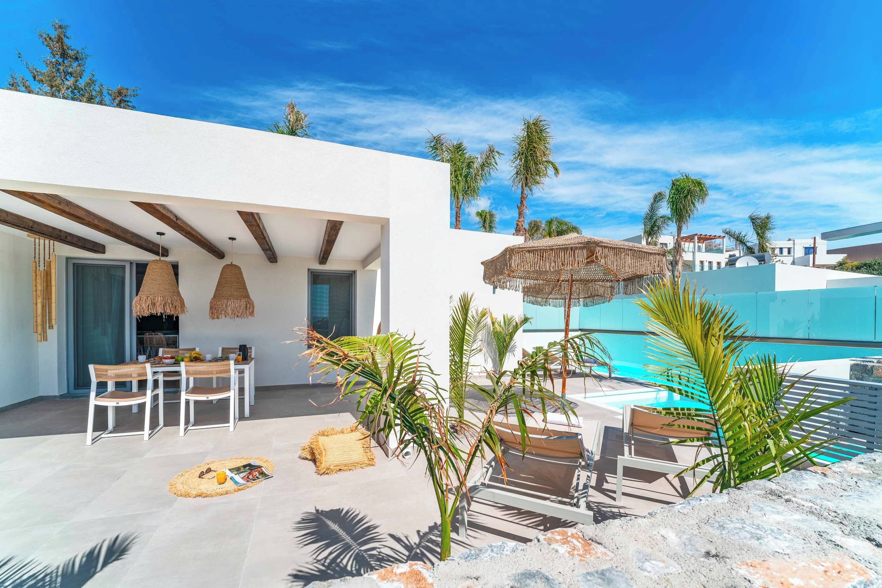 Villa (2 Bedrooms) | Exterior