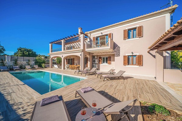 Villa (5 Bedrooms) | Interior - Classic Villa (Kefalonia)