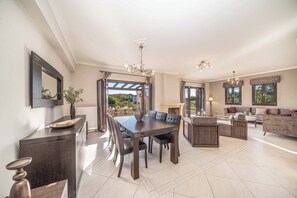 Vil·la (5 Bedrooms) | Interior