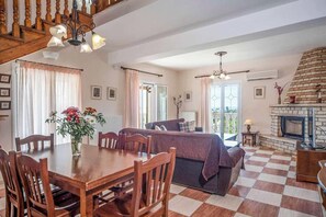 Villa (4 Bedrooms) | Interior - Villa Amalia (Corfu)
