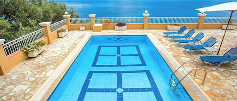 Villa (3 Bedrooms) | Interior