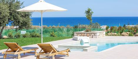 Villa (2 Bedrooms) | Interior