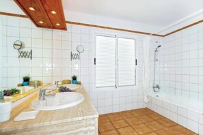 Villa (2 Bedrooms) | Interiör