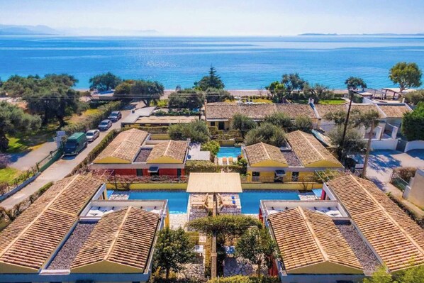 Pool - Villa Ithika (Corfu)