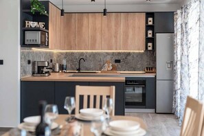 Fridge, microwave, oven, dishwasher - Villa Half Moon (Trogir)