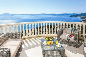 Villa (4 Bedrooms) | Interiör