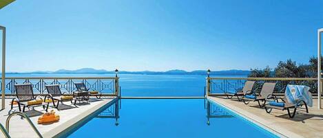 Villa (4 Bedrooms) | Interieur